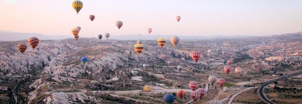 Globus que s'enlairen.